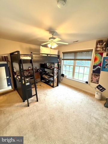 74 HEMPSTEAD DR, Newark, DE 19702