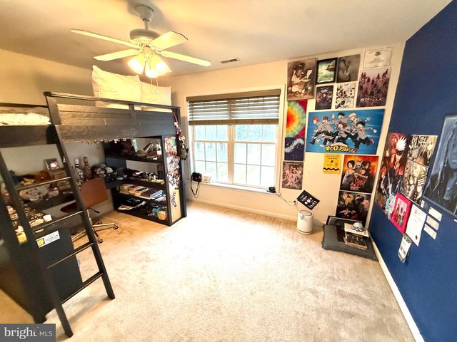 74 HEMPSTEAD DR, Newark, DE 19702