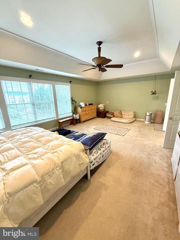 74 HEMPSTEAD DR, Newark, DE 19702