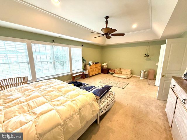 74 HEMPSTEAD DR, Newark, DE 19702