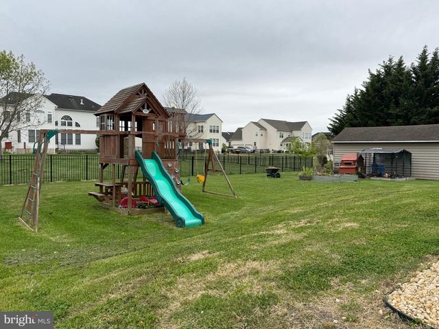 74 HEMPSTEAD DR, Newark, DE 19702