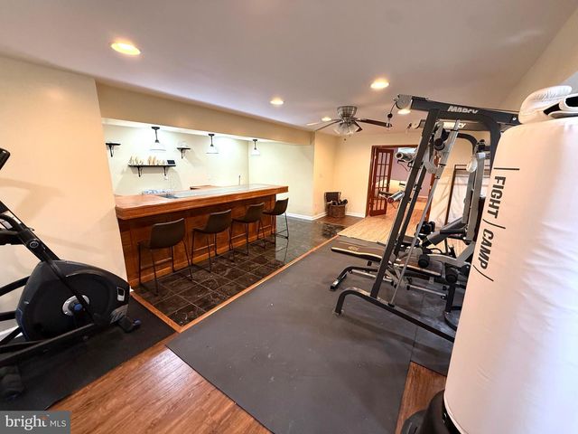 74 HEMPSTEAD DR, Newark, DE 19702