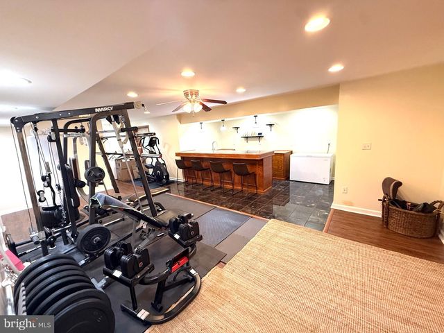 74 HEMPSTEAD DR, Newark, DE 19702