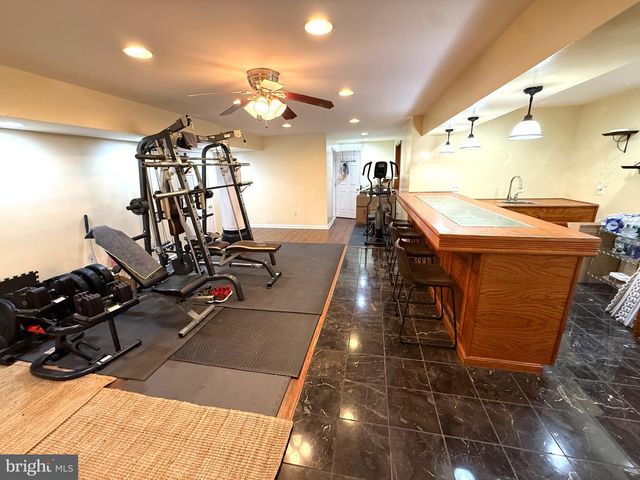 74 HEMPSTEAD DR, Newark, DE 19702
