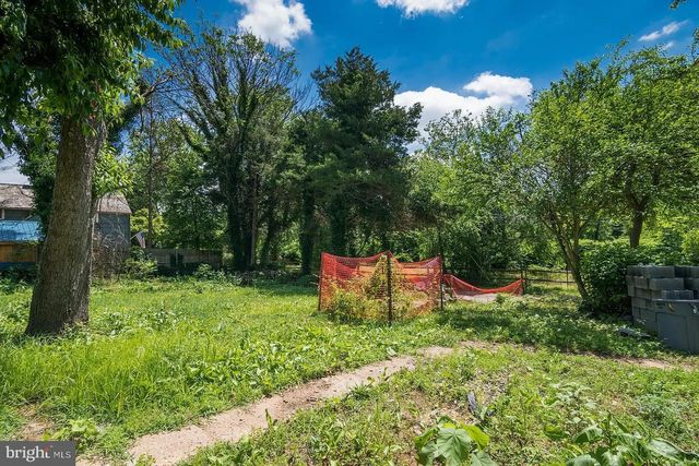 19 WATER ST, Newark, DE 19702