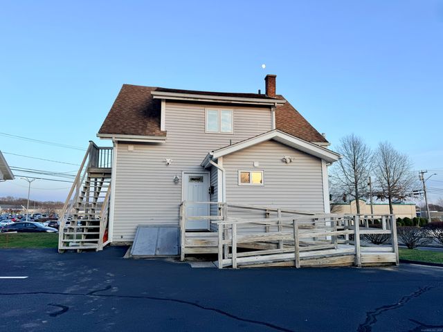 12 Clark Lane A, Waterford, CT 06385