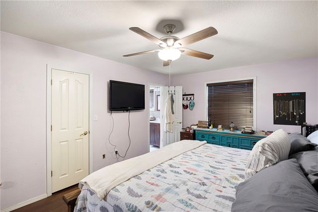 58 Meadowrue Road, Russellville, AR 72802