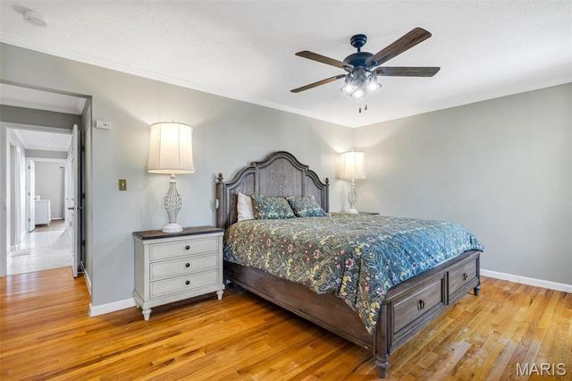 1869 Walnutway Drive, St Louis, MO 63146