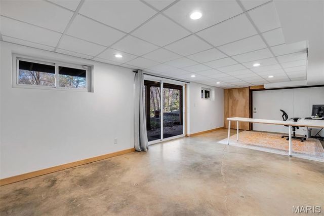 1869 Walnutway Drive, St Louis, MO 63146