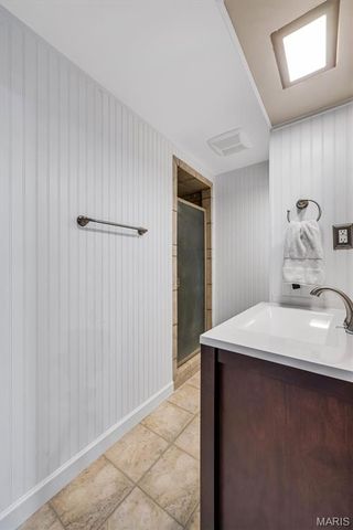1869 Walnutway Drive, St Louis, MO 63146