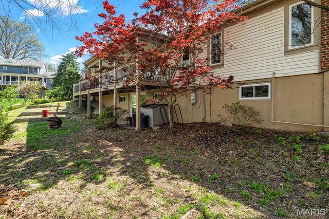 1869 Walnutway Drive, St Louis, MO 63146