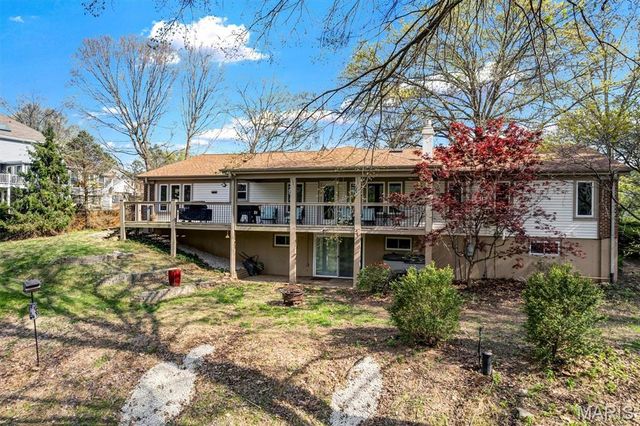 1869 Walnutway Drive, St Louis, MO 63146