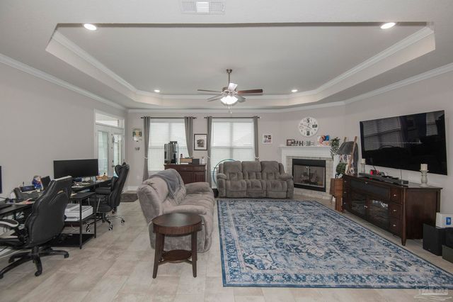 2343 Habersham Ln, Cantonment, FL 32533