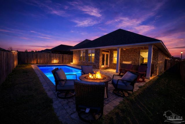 2343 Habersham Ln, Cantonment, FL 32533