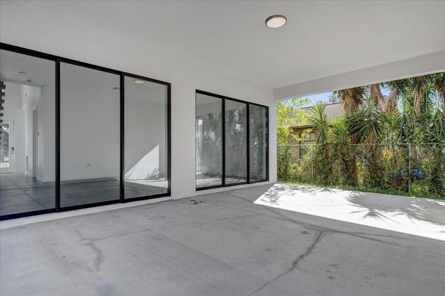 501 CHASTAIN ROAD, Seffner, FL 33584