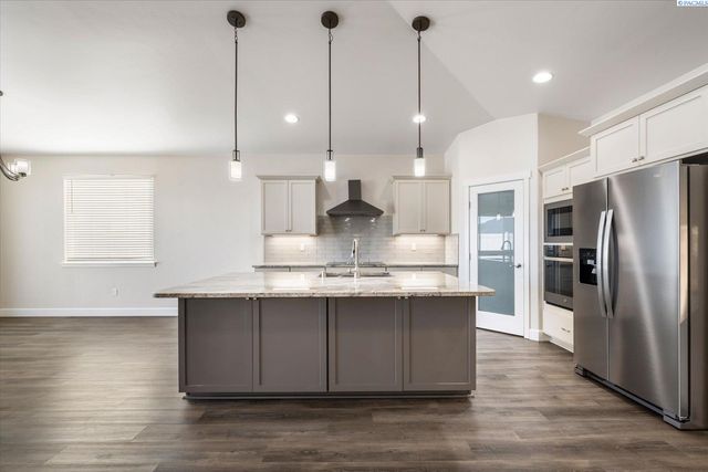 2730 Westhaven Ct, West Richland, WA 99353