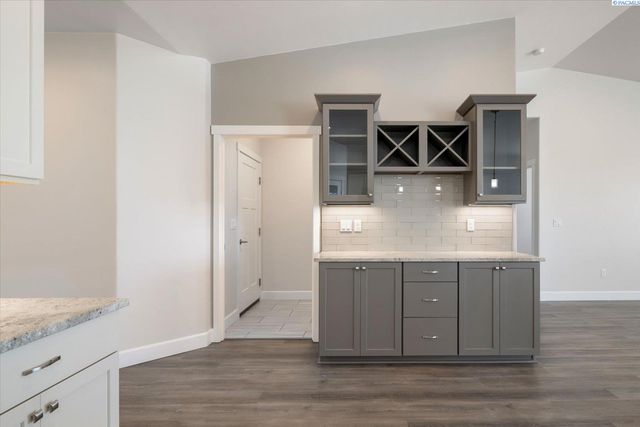 2730 Westhaven Ct, West Richland, WA 99353