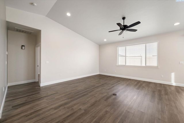 2730 Westhaven Ct, West Richland, WA 99353