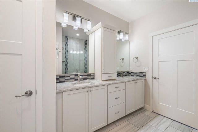 2730 Westhaven Ct, West Richland, WA 99353