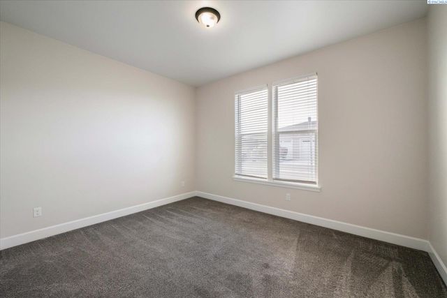 2730 Westhaven Ct, West Richland, WA 99353