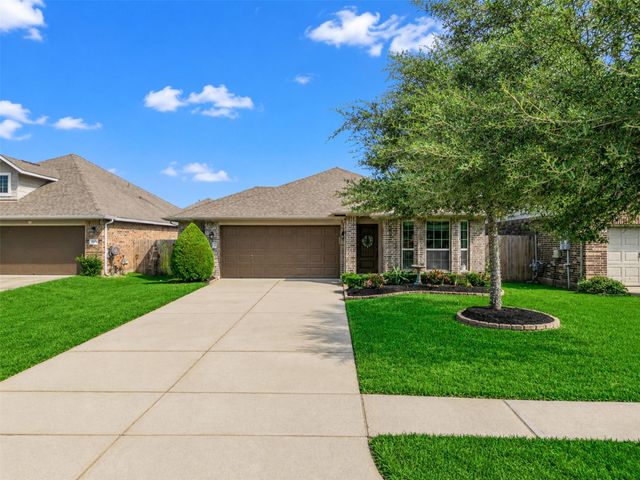 4827 Ladona Court, League City, TX 77573