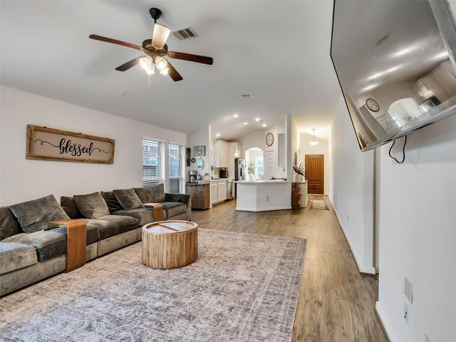 4827 Ladona Court, League City, TX 77573