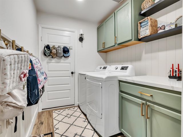 4827 Ladona Court, League City, TX 77573