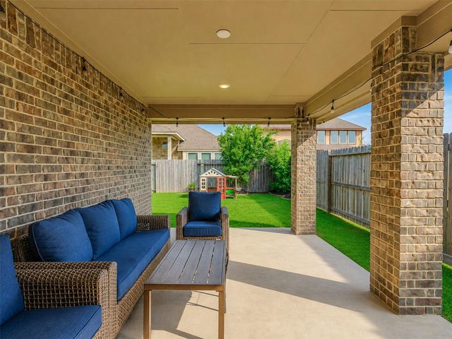 4827 Ladona Court, League City, TX 77573