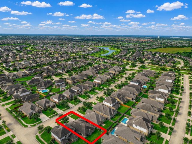 4827 Ladona Court, League City, TX 77573