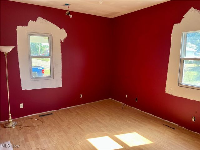 813 41st Street, Vienna, WV 26105