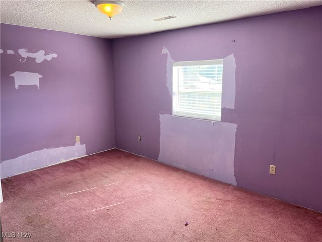 813 41st Street, Vienna, WV 26105