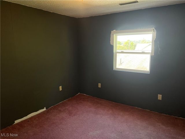 813 41st Street, Vienna, WV 26105