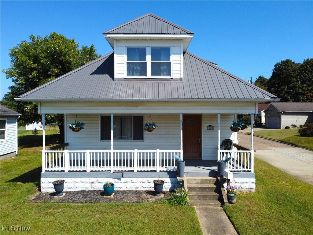 813 41st Street, Vienna, WV 26105