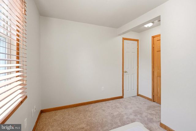 593 TANGER AVE, Franklinville, NJ 08322