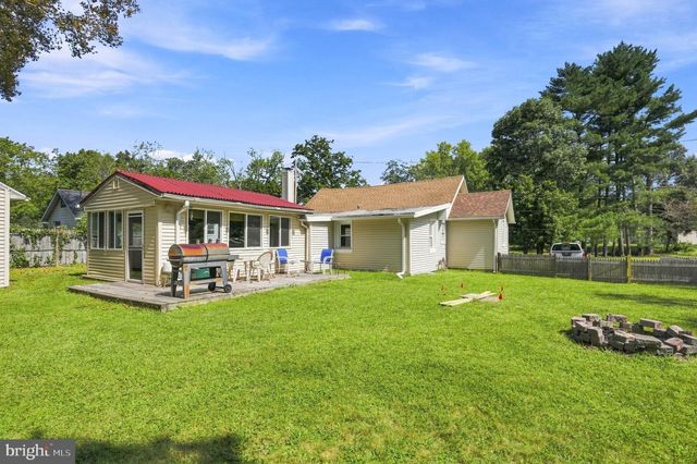 593 TANGER AVE, Franklinville, NJ 08322