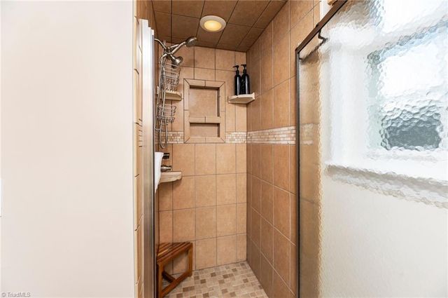 110 Summerglen Drive, Lewisville, NC 27023