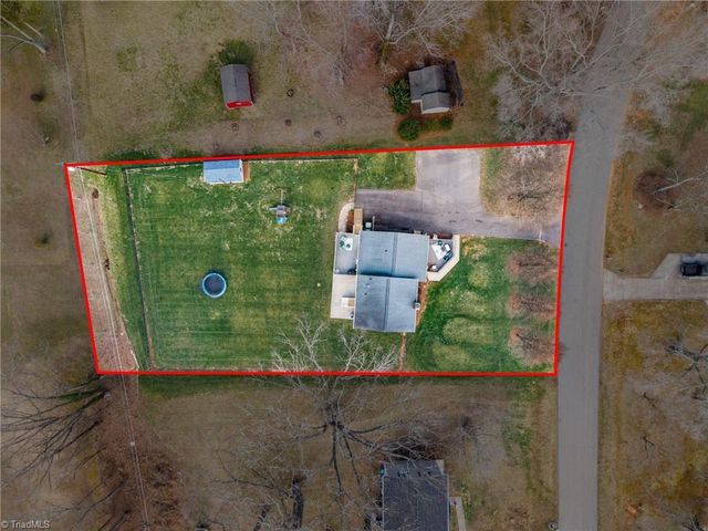 110 Summerglen Drive, Lewisville, NC 27023