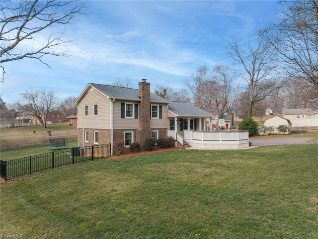 110 Summerglen Drive, Lewisville, NC 27023