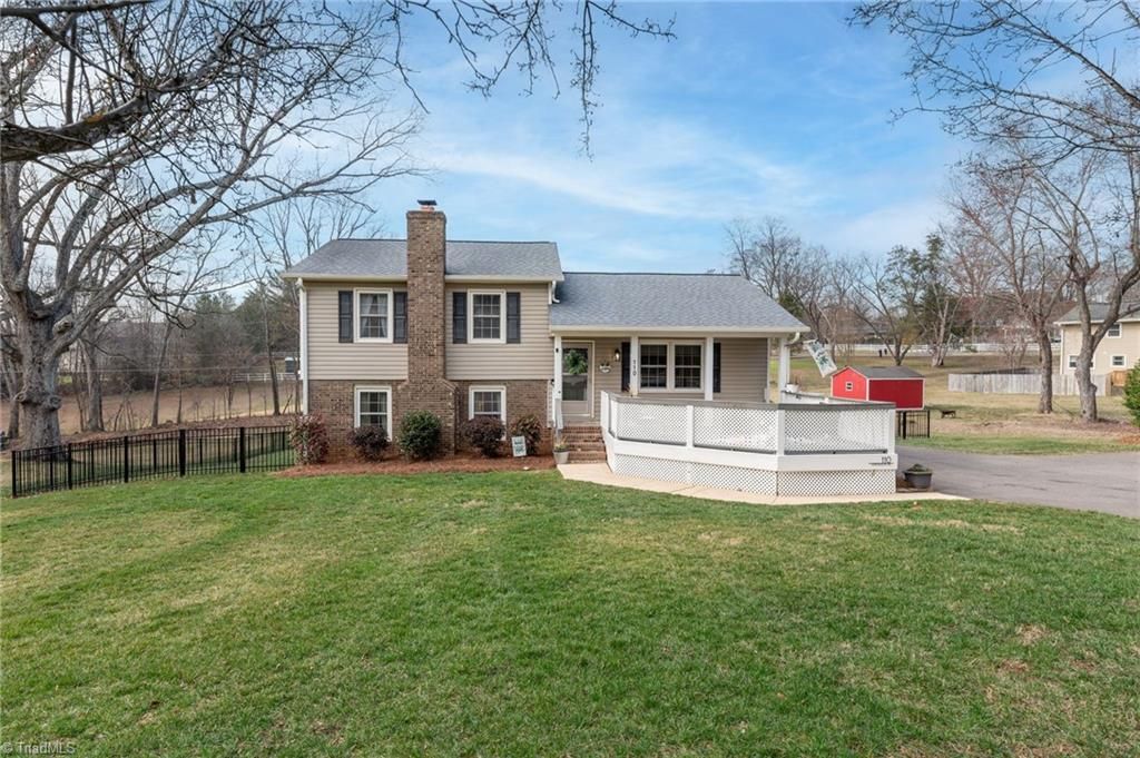 110 Summerglen Drive, Lewisville, NC 27023