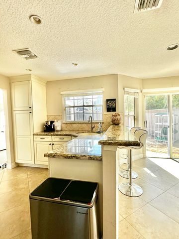 5342 Park Place Circle, Boca Raton, FL 33486