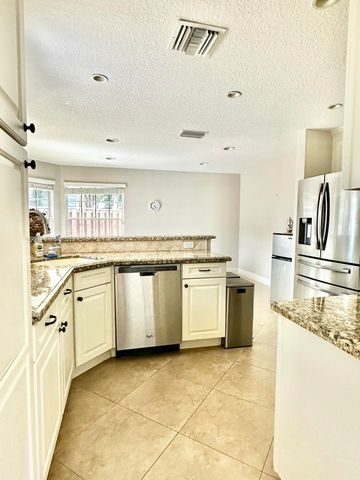 5342 Park Place Circle, Boca Raton, FL 33486