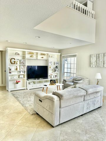 5342 Park Place Circle, Boca Raton, FL 33486