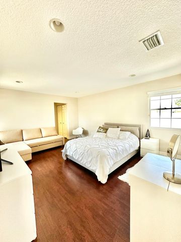 5342 Park Place Circle, Boca Raton, FL 33486