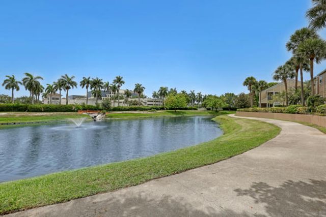 5342 Park Place Circle, Boca Raton, FL 33486