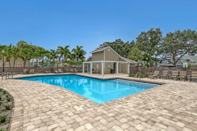 5342 Park Place Circle, Boca Raton, FL 33486