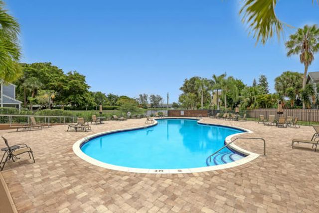 5342 Park Place Circle, Boca Raton, FL 33486