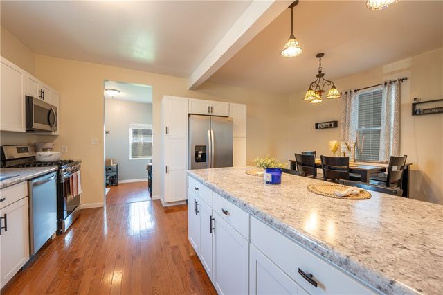 416 Charles St, Derry Boro, PA 15627