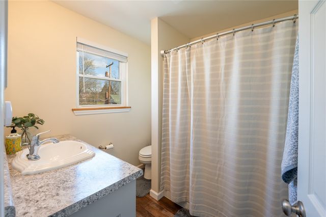 416 Charles St, Derry Boro, PA 15627