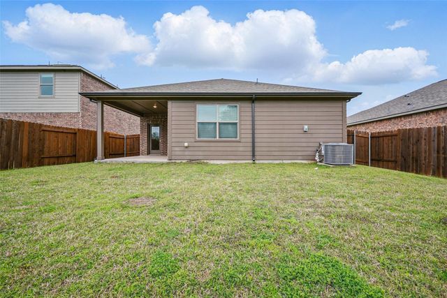 318 Garrett Court, Anna, TX 75409