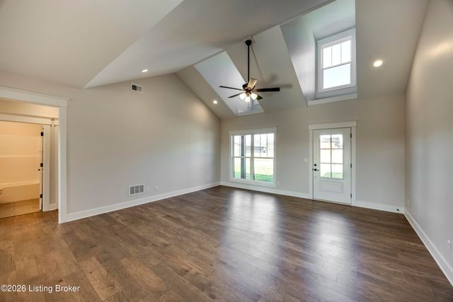 208 Wendover Ct, Bardstown, KY 40004